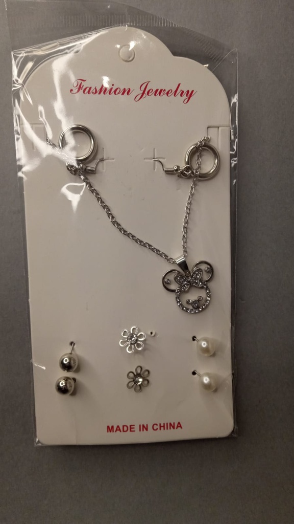 Set de Collar Oso con 4 Pares de Aretes