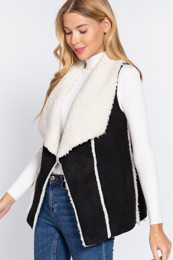 Chaleco Negro Tipo Cardigan de Gamuza