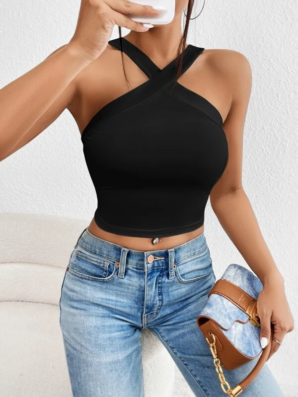 Crop Top Cuello Halter Negro