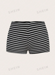 Short de Lineas Blanco y Negro